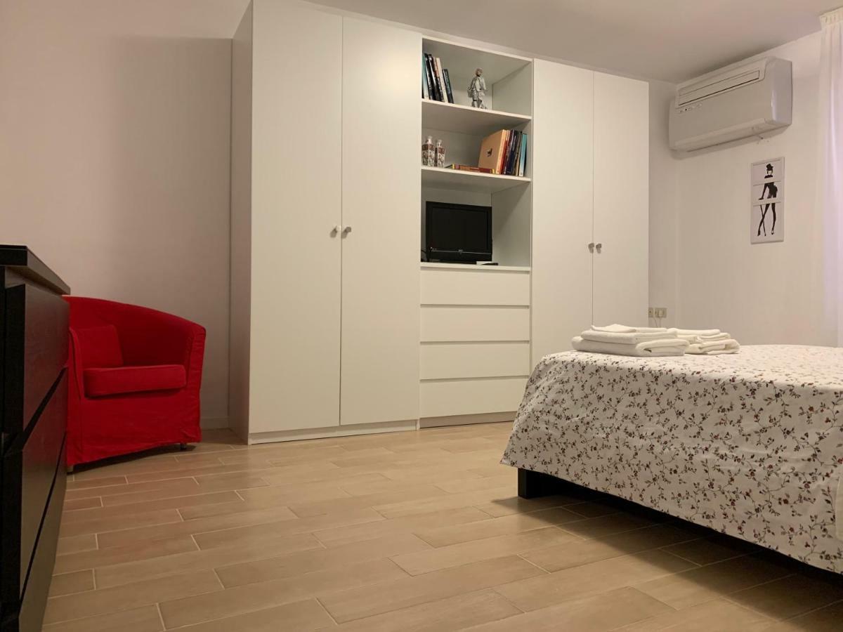 Temporary House Vicolo Colombina Daire Bolonya Dış mekan fotoğraf